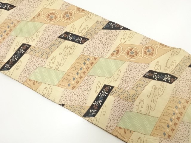 JAPANESE KIMONO / ANTIQUE FLOWERS / ARABESQUE PATTERNS KANZE-MIZU CHUY